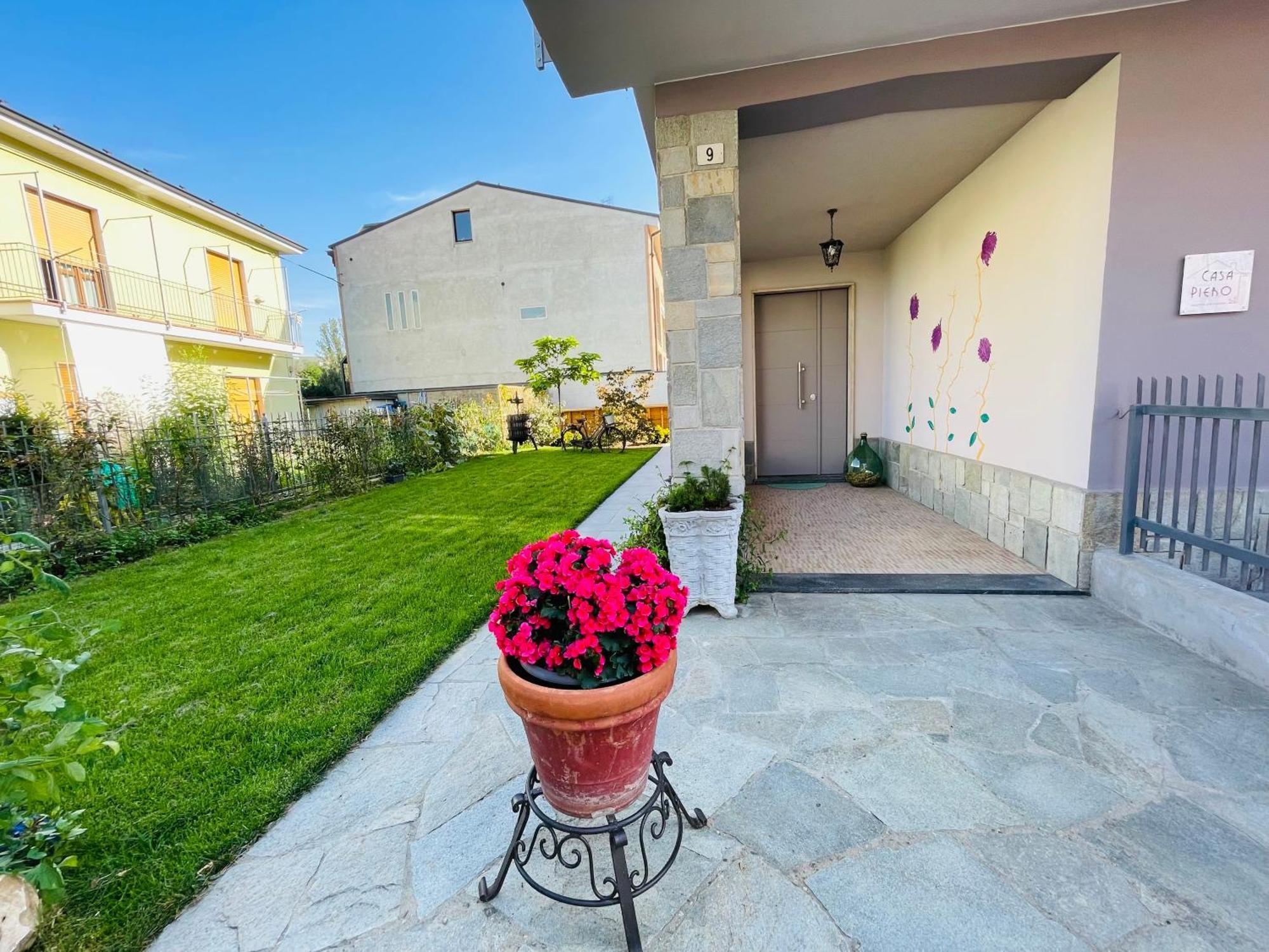 알바 Casa Piero, Relax E Piscina Privata Tra Le Colline Delle Langhe 빌라 외부 사진