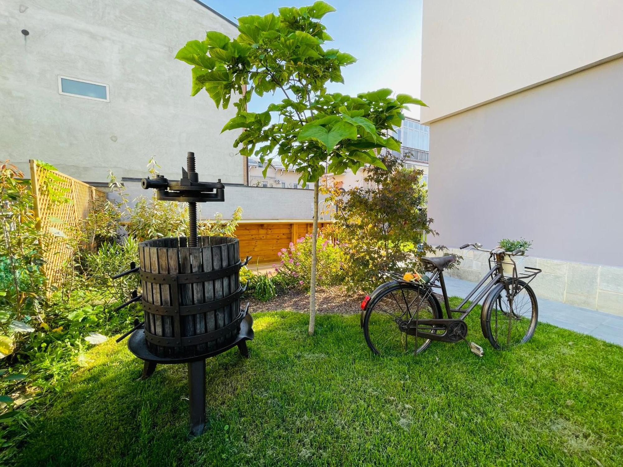 알바 Casa Piero, Relax E Piscina Privata Tra Le Colline Delle Langhe 빌라 외부 사진