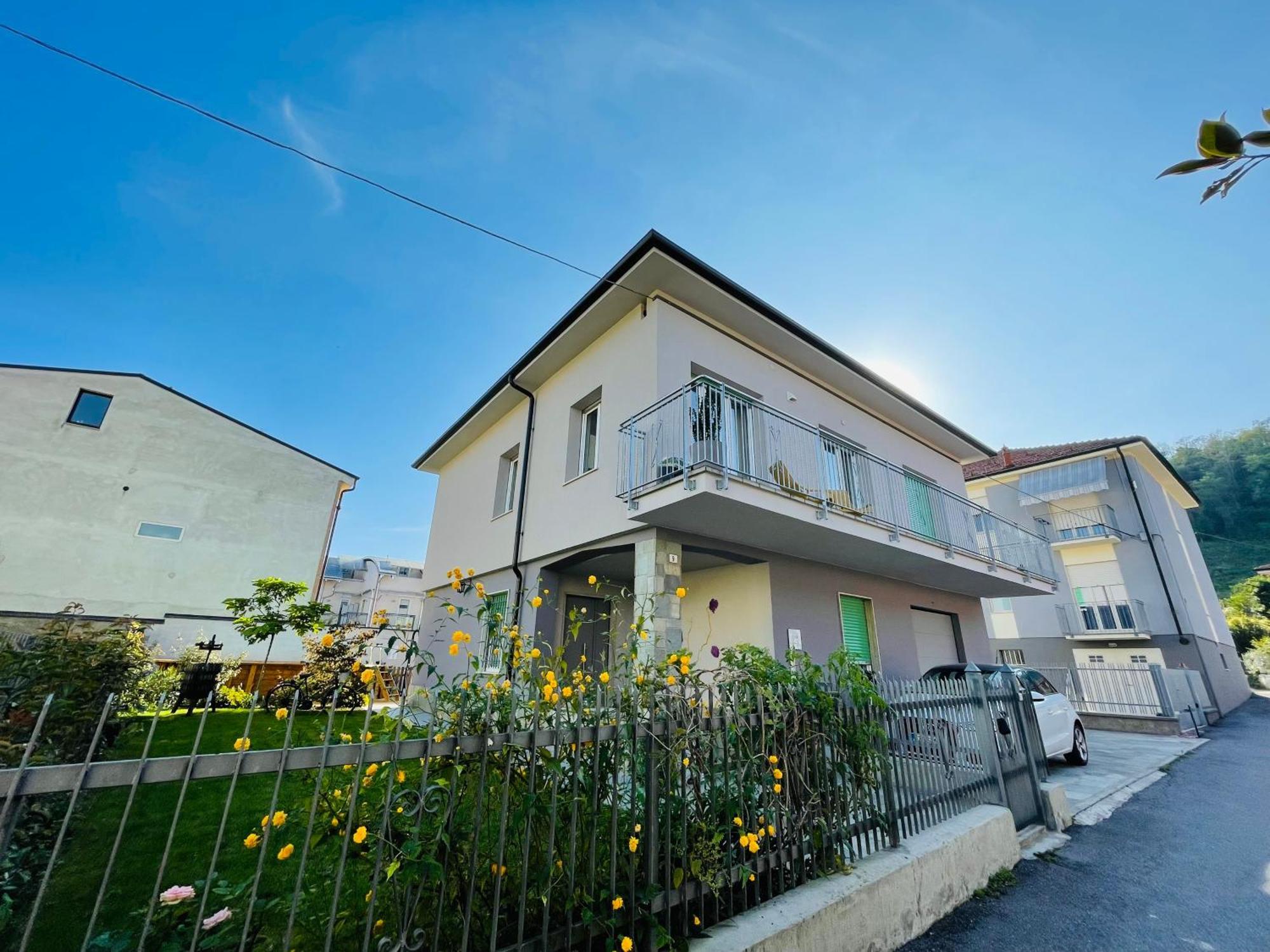 알바 Casa Piero, Relax E Piscina Privata Tra Le Colline Delle Langhe 빌라 외부 사진