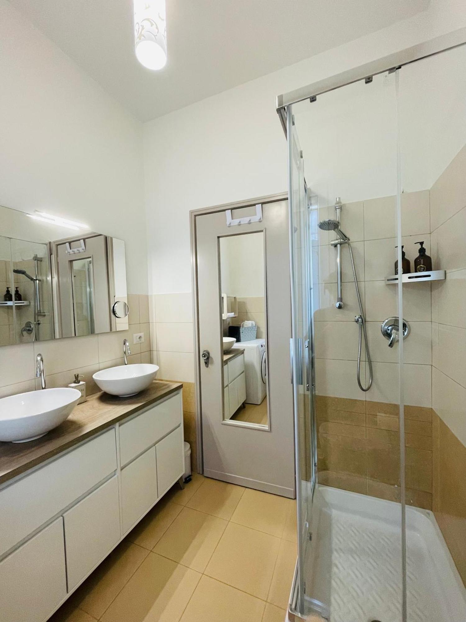알바 Casa Piero, Relax E Piscina Privata Tra Le Colline Delle Langhe 빌라 외부 사진
