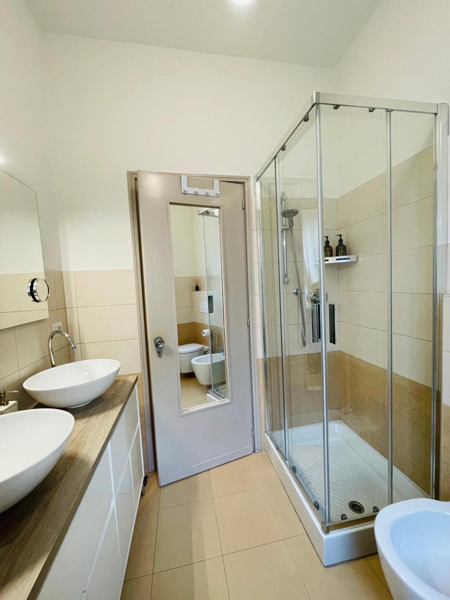 알바 Casa Piero, Relax E Piscina Privata Tra Le Colline Delle Langhe 빌라 외부 사진